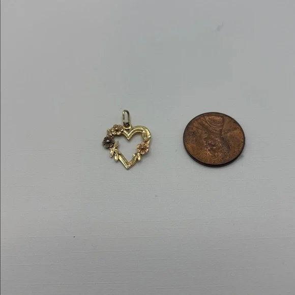 VTG French 14K Gold Floral Heart Love Charm Pendant Rose Gold 1980s opulence - Picture 4 of 8